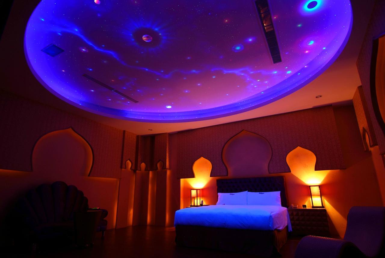 Takao Love Motel Kaohsiung Exterior photo